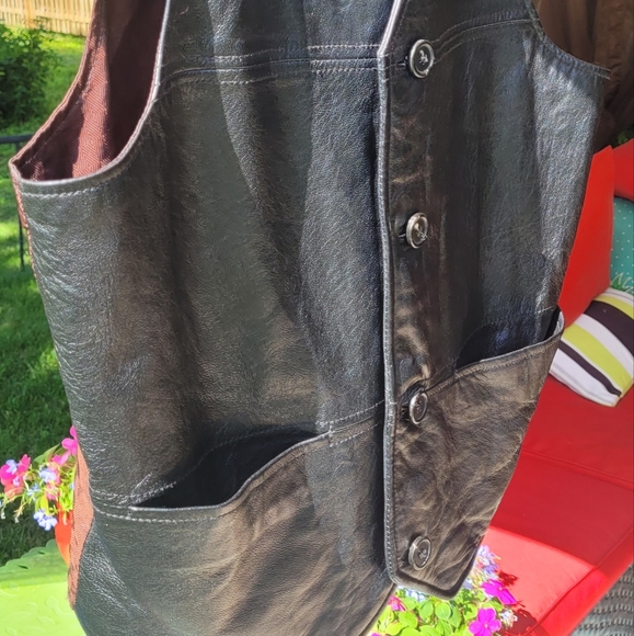 2x Pockets Leather Vest - Picture 2 of 7